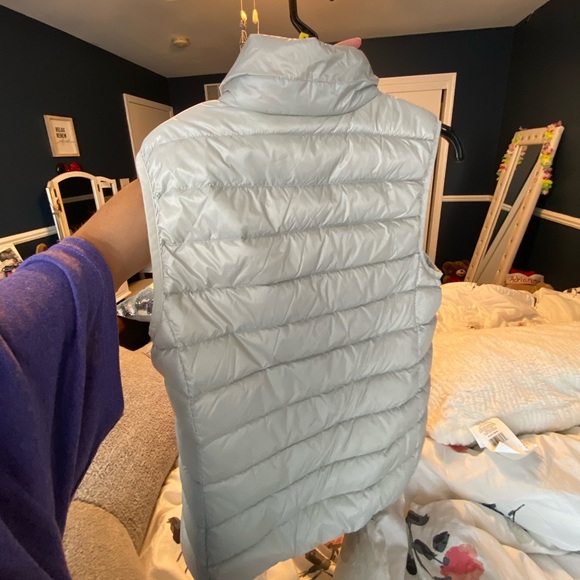 gray vest - Picture 3 of 3